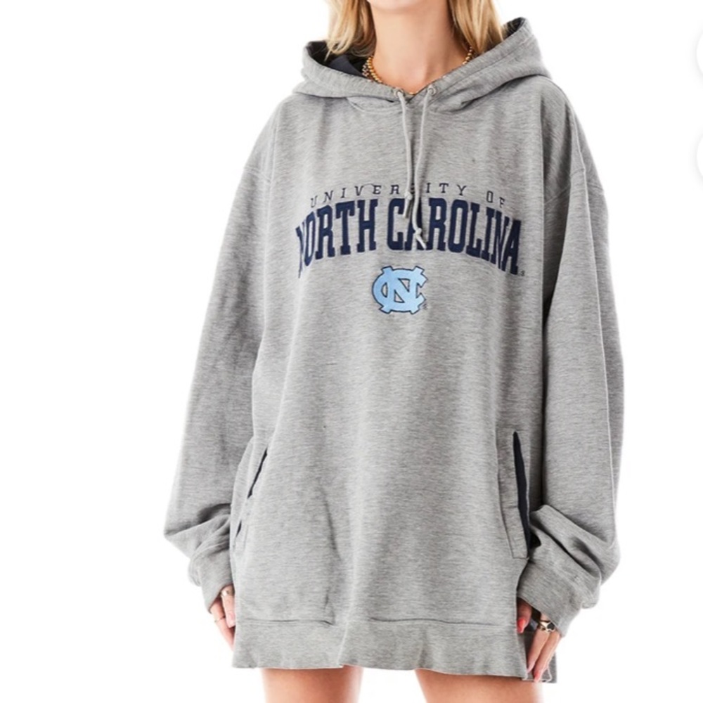 Vintage Oversized UNC Hoodie